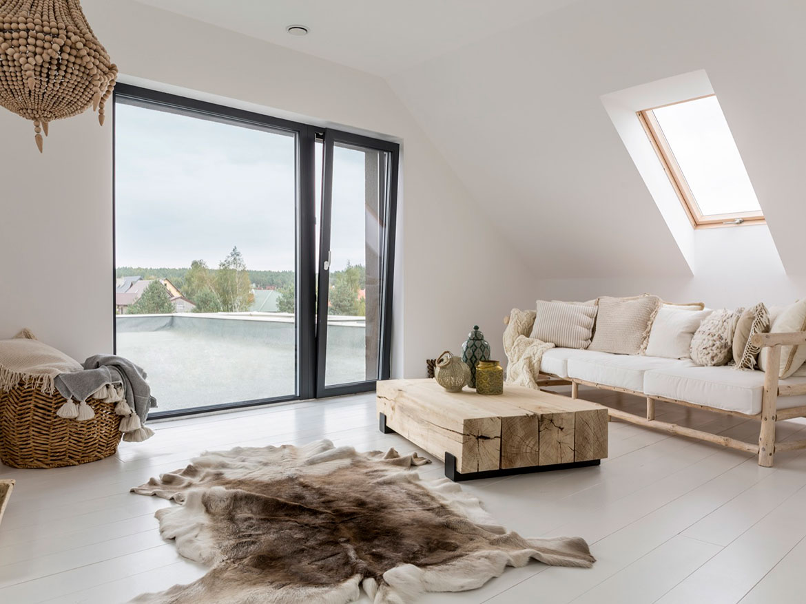 Renovated apartment at last floor