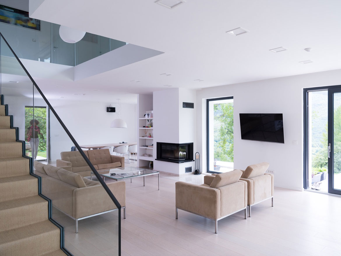 Renovated apartment at last floor