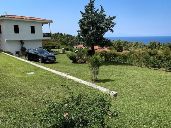Residence in Elani