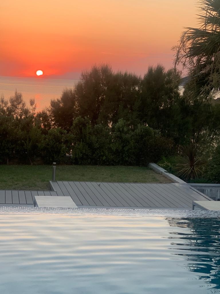 viles-thymari-03-sunset-view Seafront Villas in Thymari